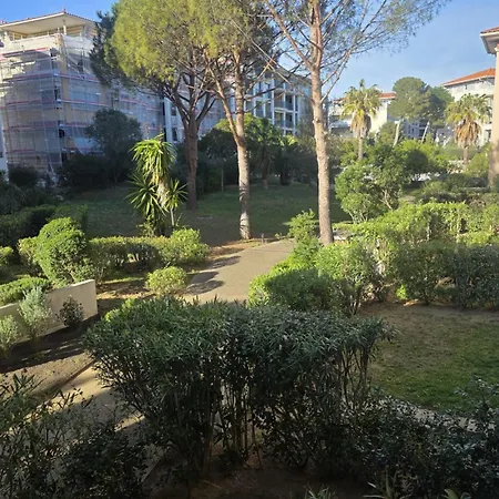 Apartment Air-conditioned With Pool Near The Cove *