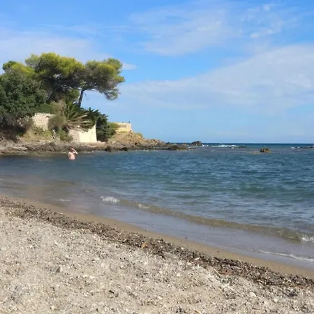 Air-conditioned With Pool Near The Cove Fréjus